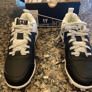 Brand new never worn baseball cleats.